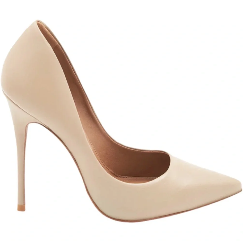 BCBGMAXAZRIA Women's Nova Pump Taupe - Picture 3 of 6